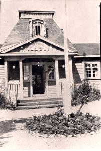 Granly's hovedindgang, Solrød Strandvej 116, ca. 1925